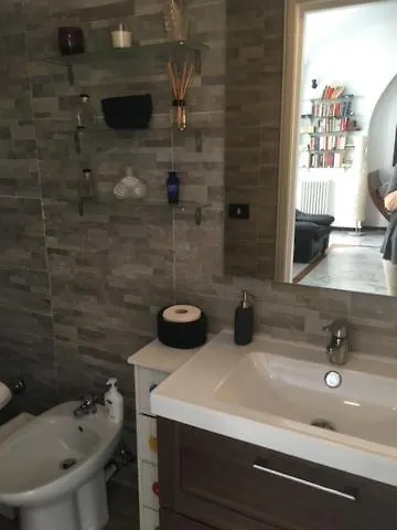Elly's Loft Apartment